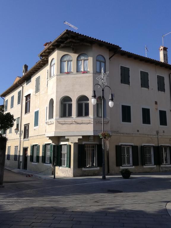 グラードLa Casa Di Francaアパートメント エクステリア 写真